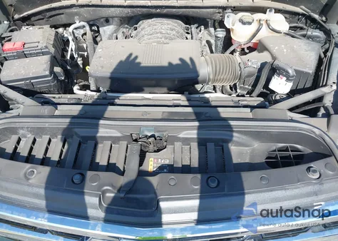 2025 Chevrolet Silverado C1500 Lt from USA, damaged, VIN 1GCPACED0SZ171810